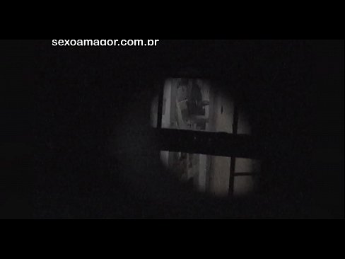 ❤️ Blondie viene segretamente filmato da un voyeur del quartiere nascosto dietro mattoni cavi Porno analeal it.seecamsus.top ❌